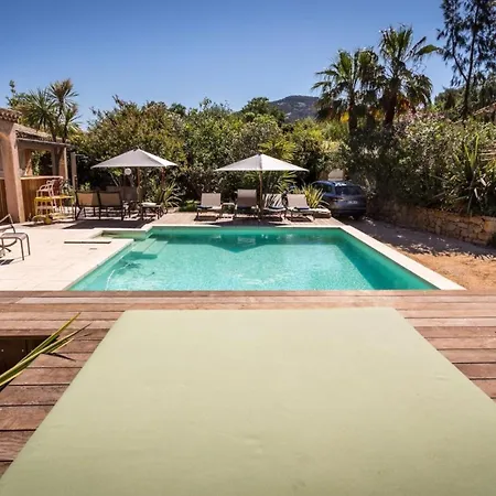 Magnifique Provencale 8-10 * Saint-Cyr-sur-Mer